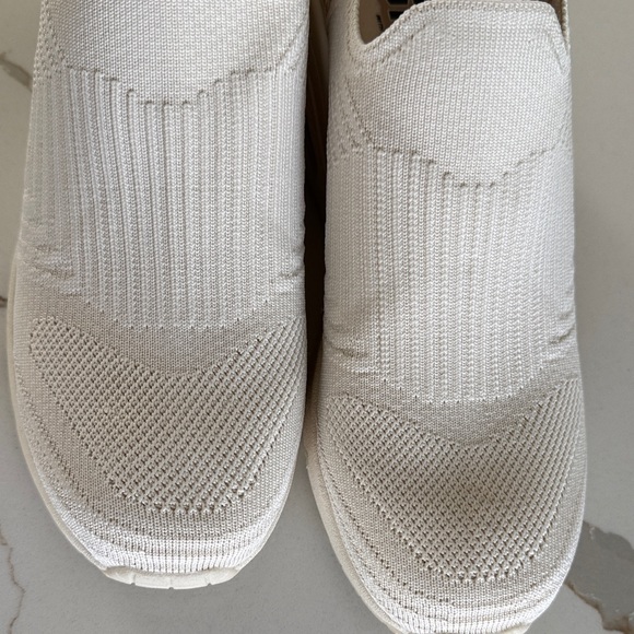 Skechers Women's White Knit Slip-On Sneakers - Picture 5 of 5